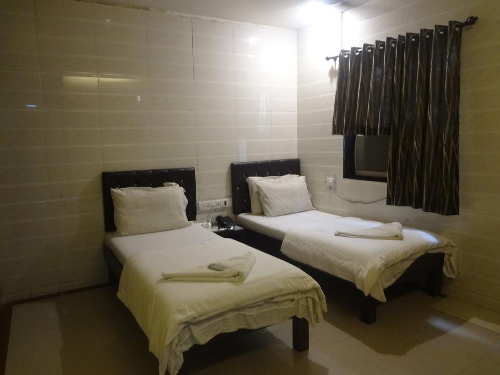 Hotel New Shalimar Mumbai Exterior photo