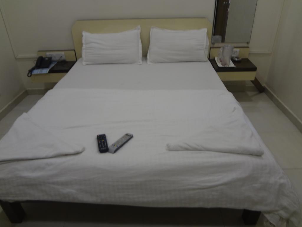 Hotel New Shalimar Mumbai Exterior photo