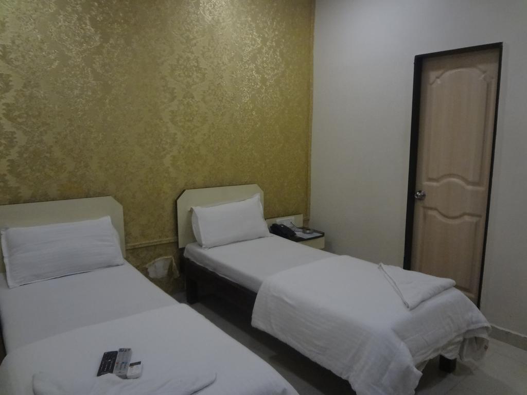 Hotel New Shalimar Mumbai Exterior photo